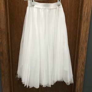 White Tulle Knee-Length Skirt